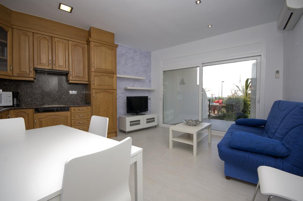 Inmosantos Oasis E3 Daire Roses Oda fotoğraf