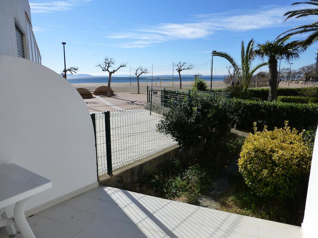 Inmosantos Oasis E3 Daire Roses Oda fotoğraf